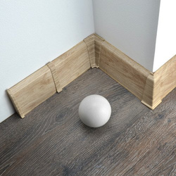 2,5m Fussleiste PVC 70mm Eiche Pastel + Montagematerial Gratis