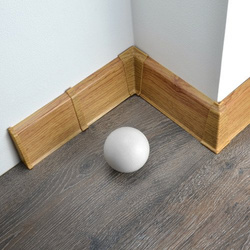 2,5m Fussleiste PVC 70mm Eiche Rustikal + Montagematerial Gratis